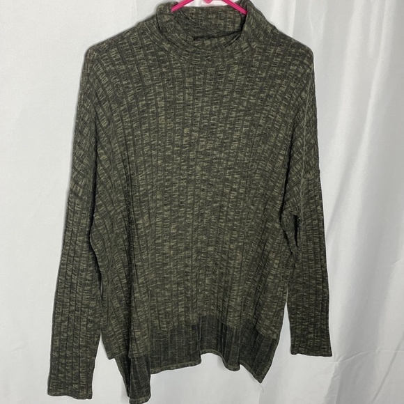 American Eagle Oversized Ribber Turtleneck Longsleeve Sweater Size M - Picture 2 of 8